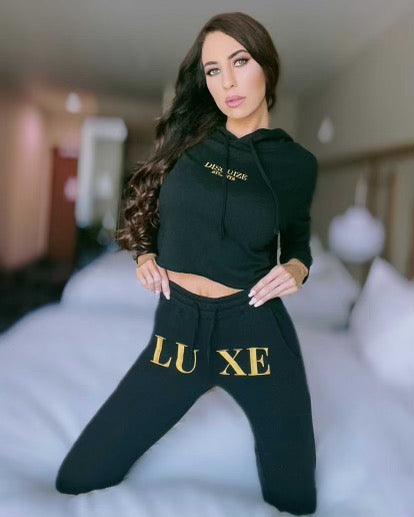 Black LUXE Crop Set – Sleek, Modern, and Effortlessly Chic Black LUXE crop set